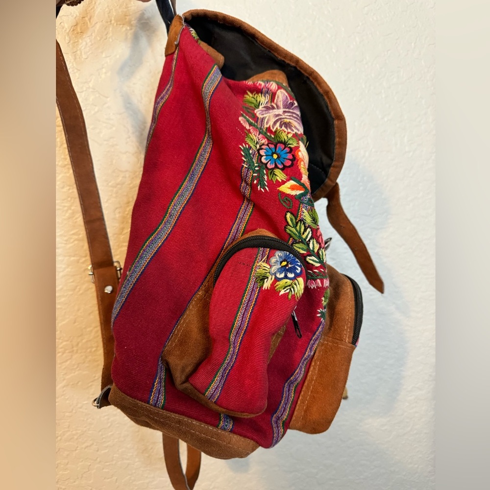 Beautiful Floral Embroidered Backpack - Picture 3 of 12